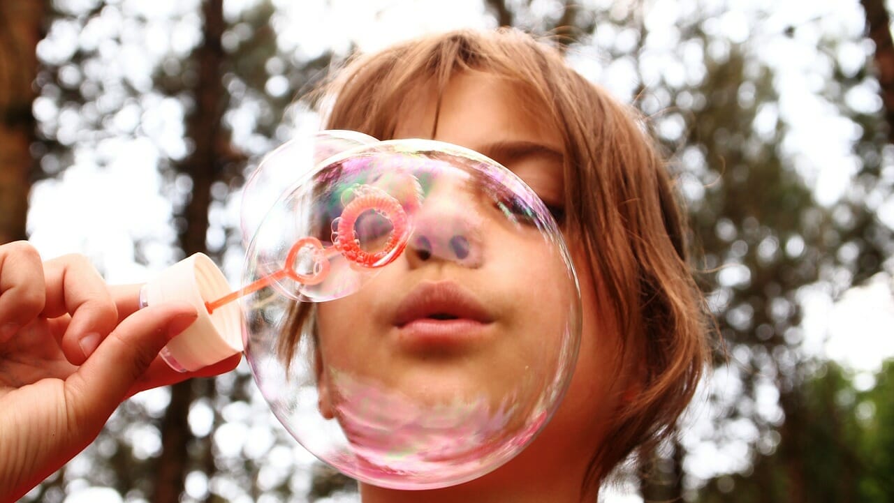 blow-bubbles-668950_1280